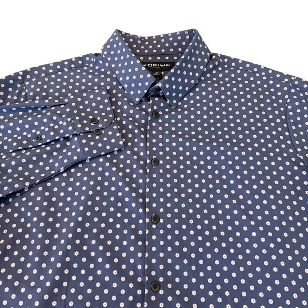 Mizzen+Main Leeward Button Down Shirt XL Trim Blue Floral Geometric Performance